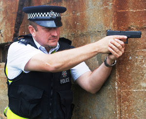02_policia_glock