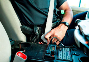 cinturon_seguridad_policia