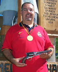Rafa-Jimenez-Minguez_revolver